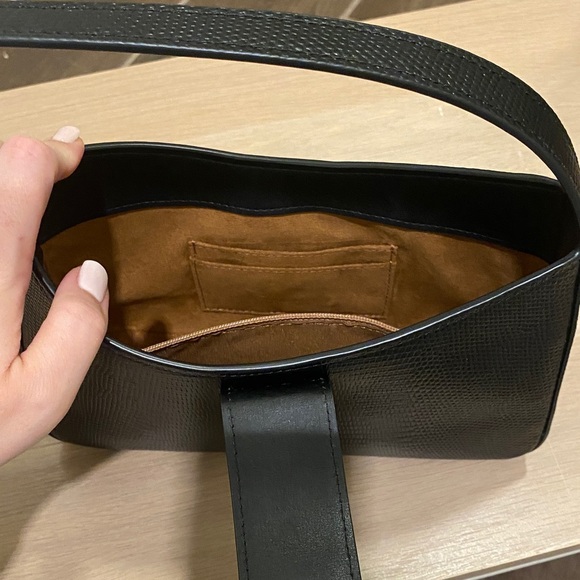 Coach Eliza Black Leather Shoulder Bag - Picture 6 of 7